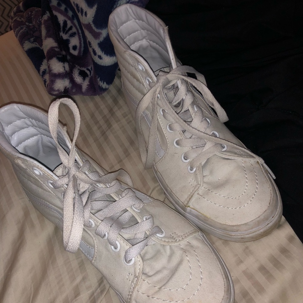 Vans High Tops (Women’s Size 8!) UNISEX X POSTED
